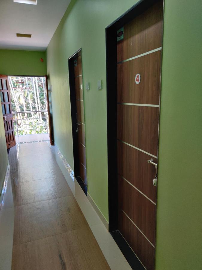 Bandekar Home Stay Mālvan Eksteriør billede